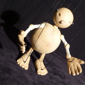 La marionnette de l'écolier - Boutique des Marionnettes - Les premières techniques de manipulations