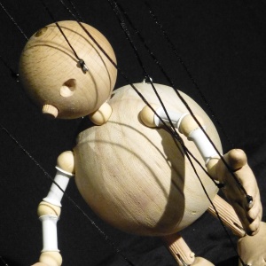 La marionnette de l'écolier - Boutique des Marionnettes - Les premières techniques de manipulations
