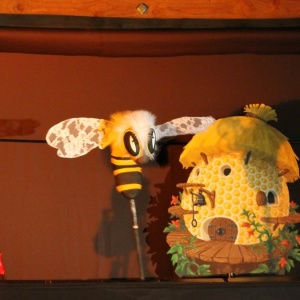 Spectacle de marionnette Les Fables en Folie Marionnettes à bâtons 06