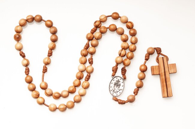 Les Chapelets Tempus Dei La Compagnie Des Skowies Spectacles De Marionnettes A Fils Ombres Chinoises