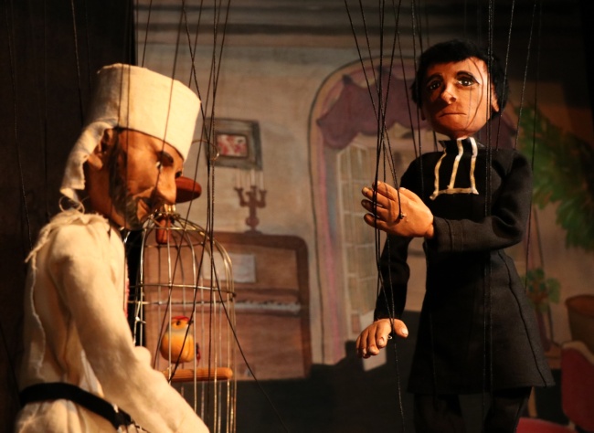 La vie de Charles de Foucauld en marionnettes 004